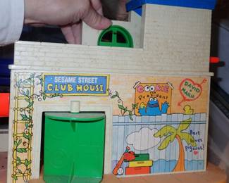 SESAME STREET TOYS