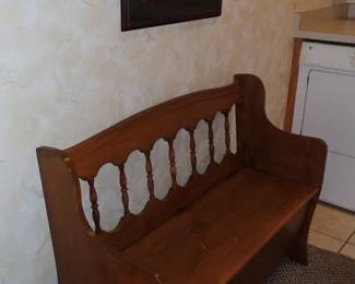 WOOD BENCH