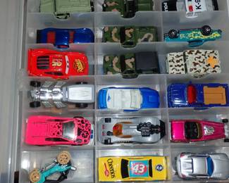 HOT WHEELS