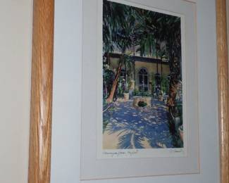 WALL DECOR