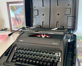 ROYAL TYPEWRITER