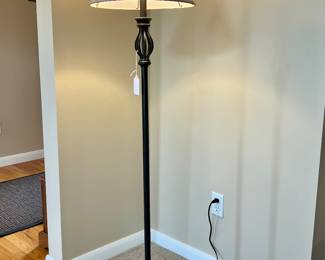 FLOOR LAMPS