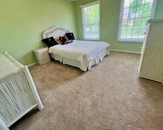 WHITE WICKER BEDROOM SET
