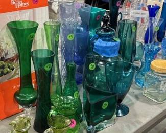 Green art glass