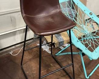 MAN I HOPE THIS DOESN'T SELL    Rich CORINTHIAN LEATHER STOOL (NOTE SEAT BELTS NOT INCLUDED.)