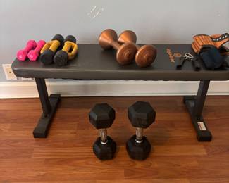 Apex flat weight bench $70.00
