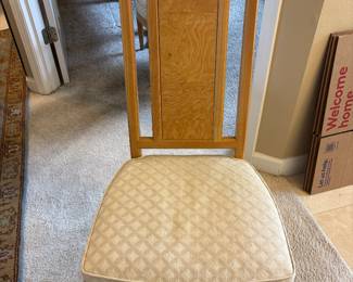 (4) Blonde Henredon Chairs 2 Capt 2 Side $450.00