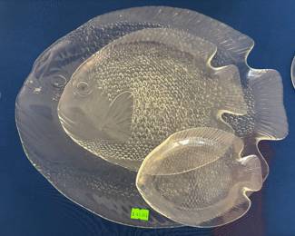 Anchor Hocking fish plates