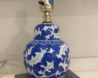 blue and white small lamp
