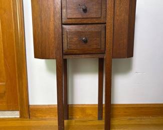 266 vintagewoodensewingtablewith2drawe