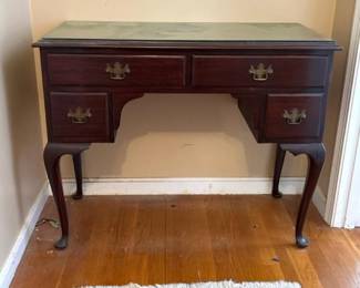 290 queenannestylemahoganywritingdeskw