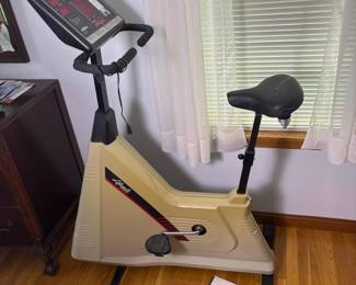 267 lifefitnesslifecycle6500commercialu