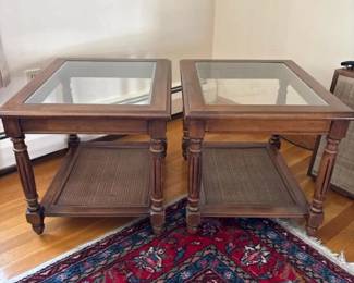 031 pairofvintagewoodenglasstopendtab