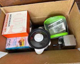 245 lotofassortedkitchengadgetsmostunu