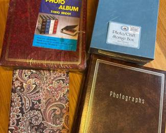 361 setof3photoalbums1photostoragebo