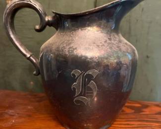 566 wallacebrossilvercomonogrammedsilve