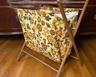 282 vintagemcmfloralfoldingsewingcaddy
