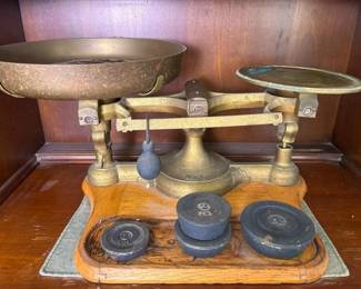 219 antiquefairbanksno1castironbrassb