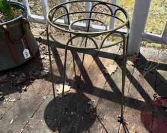 261 metalplantstanddecorativecircularde