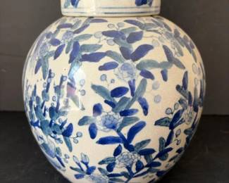 032 blueandwhitechineseporcelainginger