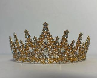 289 goldtonedmetaltiarawithclearrhines