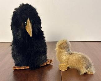 428 vintagefuzzysealcrowfigurines