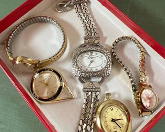 003 vintageladieswatcheshelsakelbertend