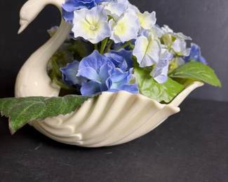 165 lenoxivoryporcelainswanplanterwith