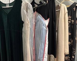 281 vintagewomensclothinglotdressescoa