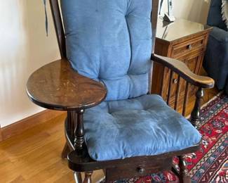 037 antiqueplatformchairwithwritingarm