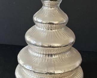 087 decorativesilvercoloredmetaltieredt