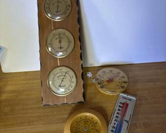 372 vintageanalogweatherstationlotveric