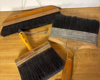 392 lotof3largeindustrialbrushesvulcan