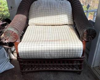 507 classicwidewickerarmchairwithremova