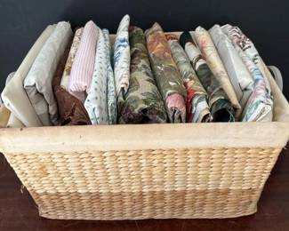 069 assortedvintagefloraltapestryfabric