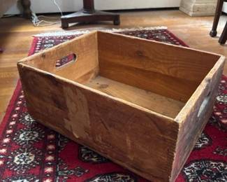 281 antiquewoodenstoragecratewithdoveta