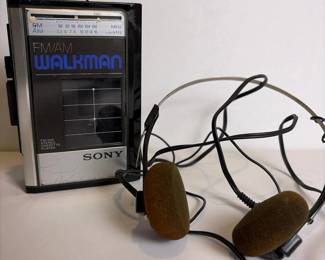 185 sonyfmamwalkmanstereocassetteplaye