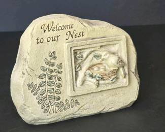131 decorativegardenstoneplaquewelcomet