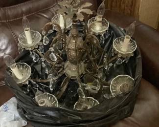 Vtg 8arm chandelier 100