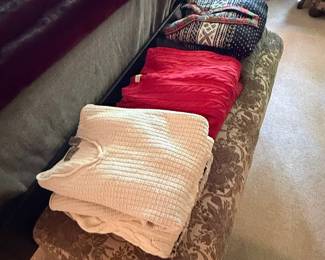 Women's Knit Sweaters