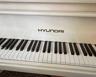 Hyundai White Baby Grand Piano with Bench