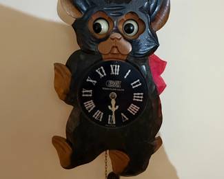 Tezuka Poppo Teddy Bear Moving Eye Clock
