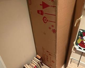 9' Pre-lit Slim Christmas Tree