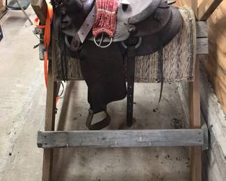 Saddle