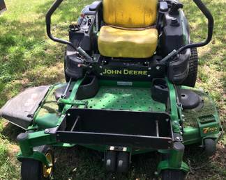 2019 commercial  JD Z930M 201 hrs