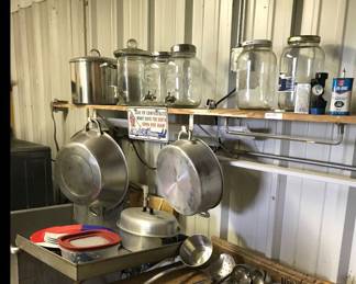 Cook room pots utencils