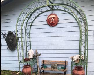 Arbor, planters