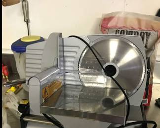 Meat slicer