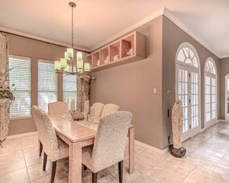 Designer I Dining Table 