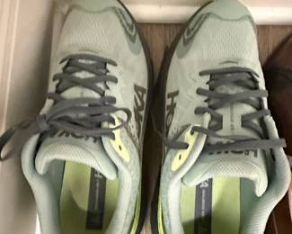 Hoka Challenger ATR 7 Trail Running Shoes